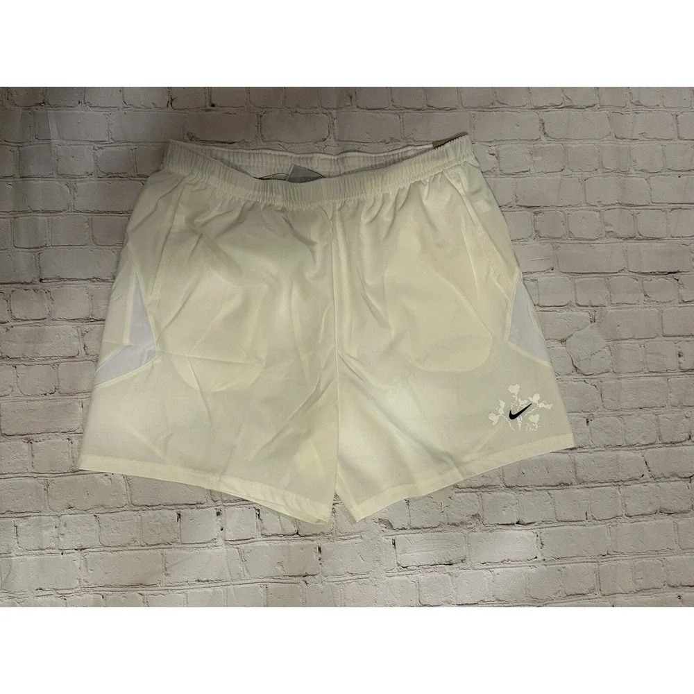 NIKE Soccer Shorts 5' X-Large Mens White Black Culture Of Football Dri Fit Sail